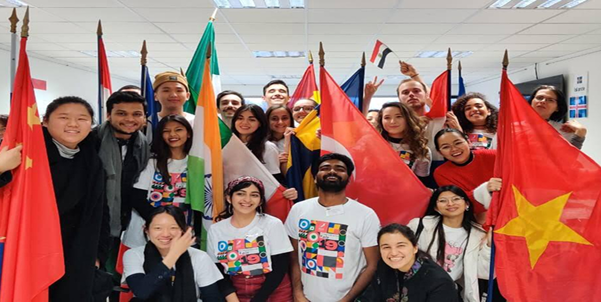 TDV students join an international cohort at L'École de design Nantes Atlantique, immersing themselves in a truly global education.